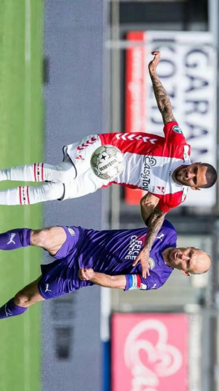 面对强敌时 面对强敌时